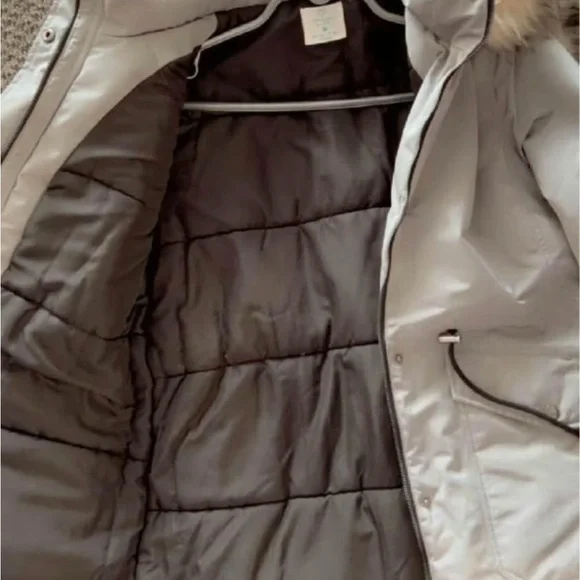 Heavy winter jacket - Picture 3 of 3